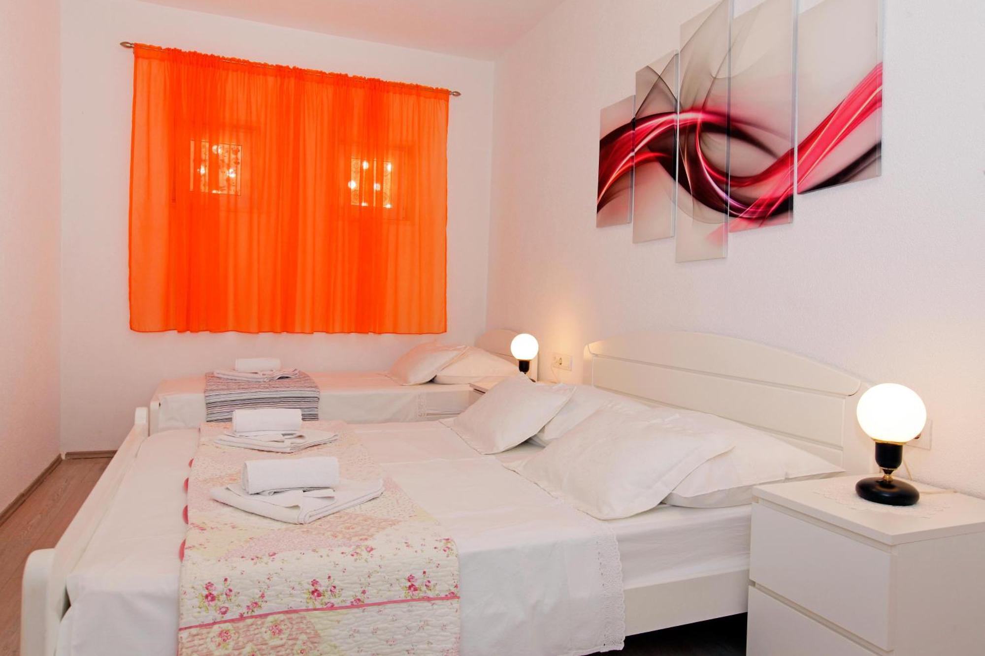 Apartments Toni ボル 部屋 写真