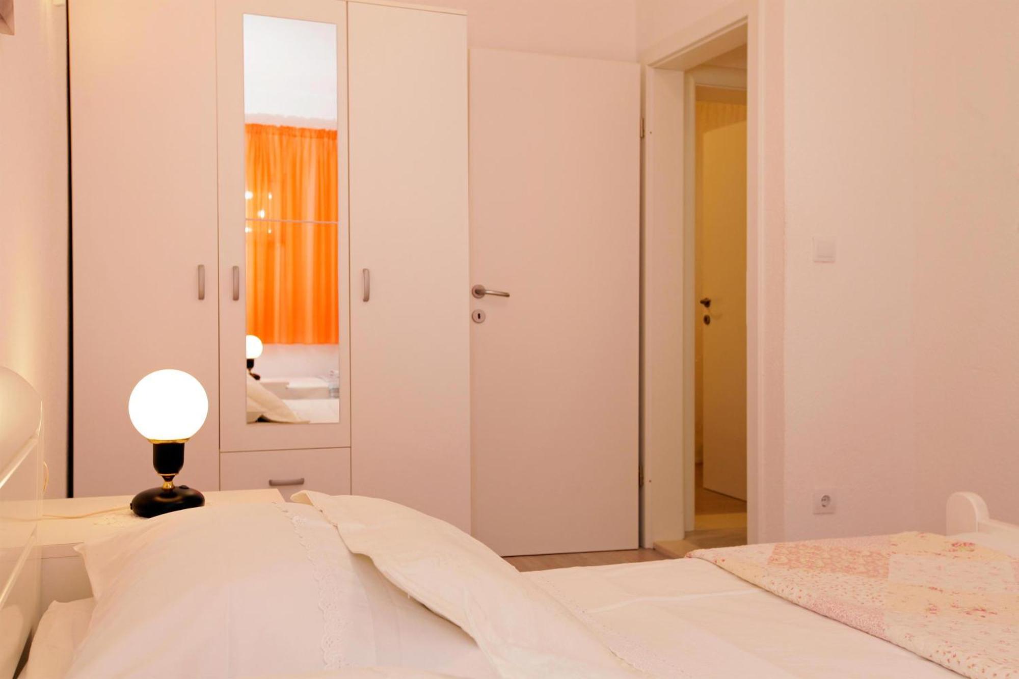 Apartments Toni ボル 部屋 写真