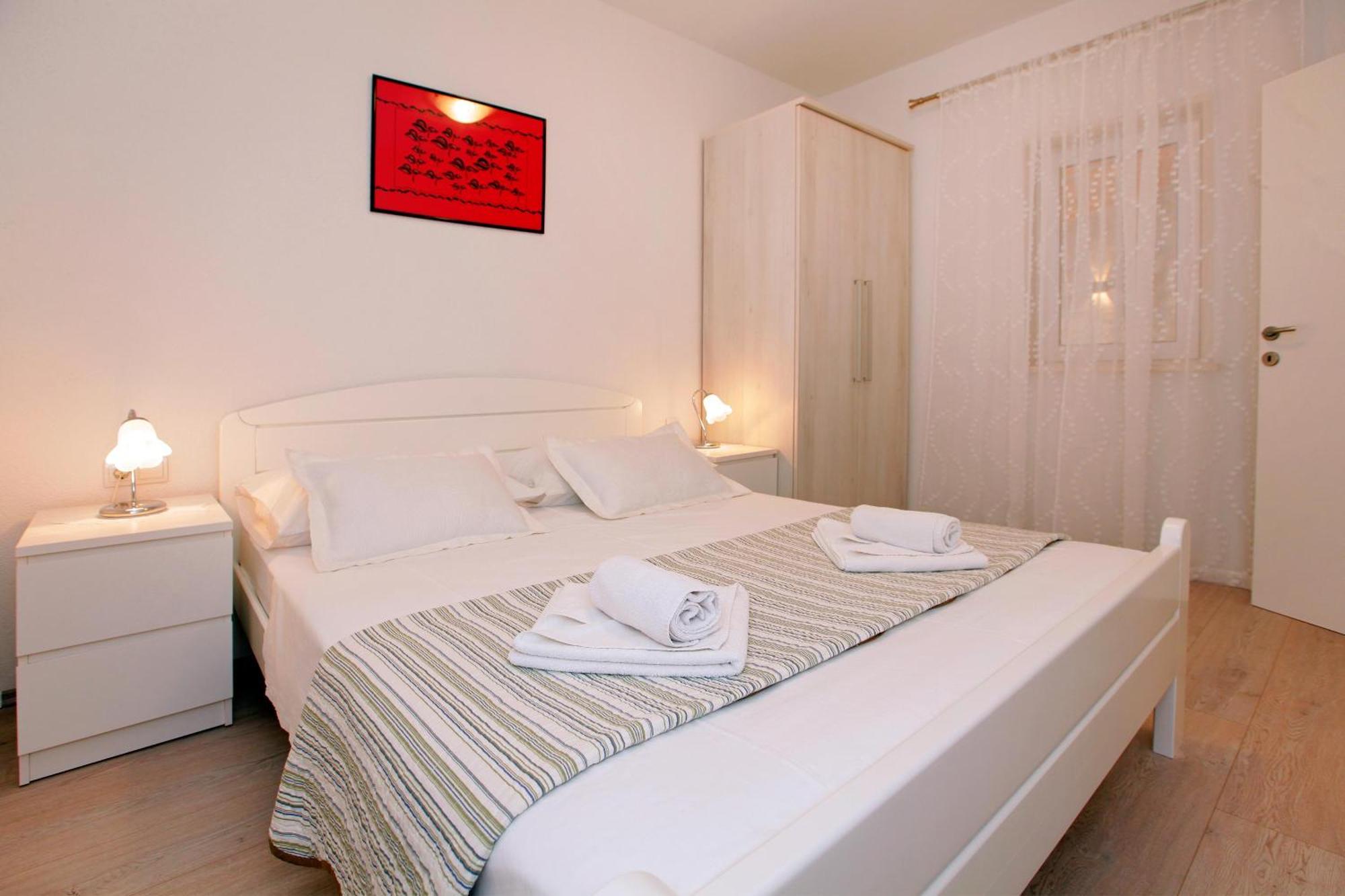 Apartments Toni ボル 部屋 写真