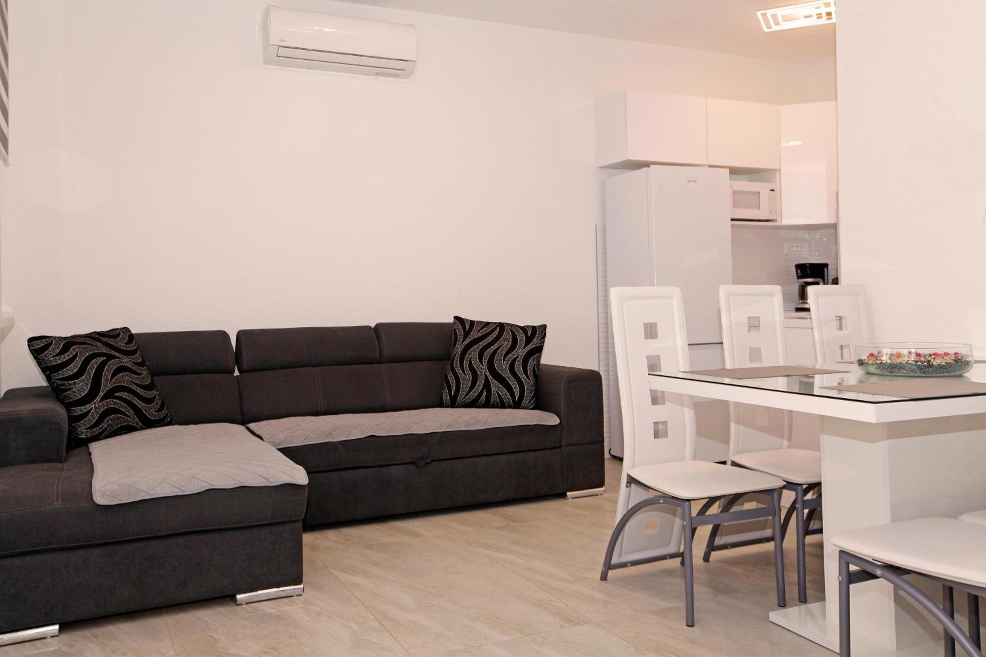 Apartments Toni ボル 部屋 写真